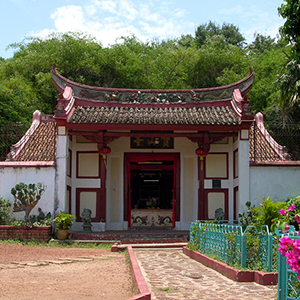 寶山亭（ポーサンテン）仏教寺院　Poh San Teng Temple