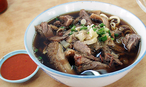 タンカ・ビーフヌードル(牛肉ラーメン) タンカ・ビーフヌードル(牛肉ラーメン)