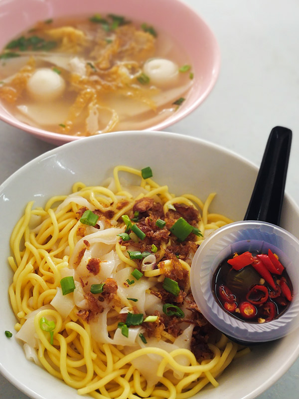 魚鮫麺（ヒーキャオミー）　Fish Ball noodle @ Xin Ann Kopitiam（新安茶室） Melaka
