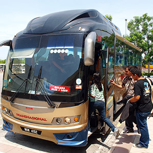 マラッカからKLIA（クアラルンプール国際空港）とLCC行きの長距離バス