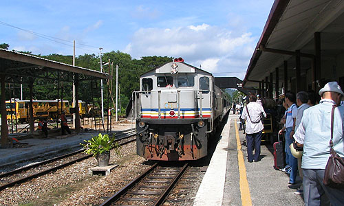 マレー鉄道 KTM（Keretapi Tanah Melayu)について